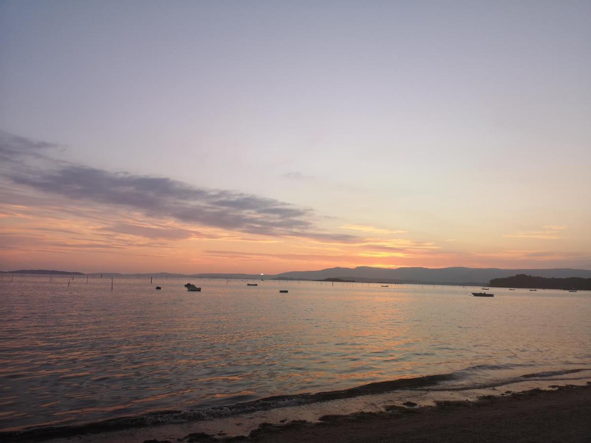 Precioso Apartamento En Primera Linea De Playa Vilagarcia de Arousa Eksteriør bilde